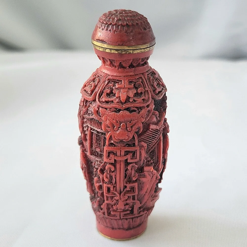 Antique Chinese‎ Cinnabar Carved Snuff Bottle with Stopper Fine Art Intricate OG